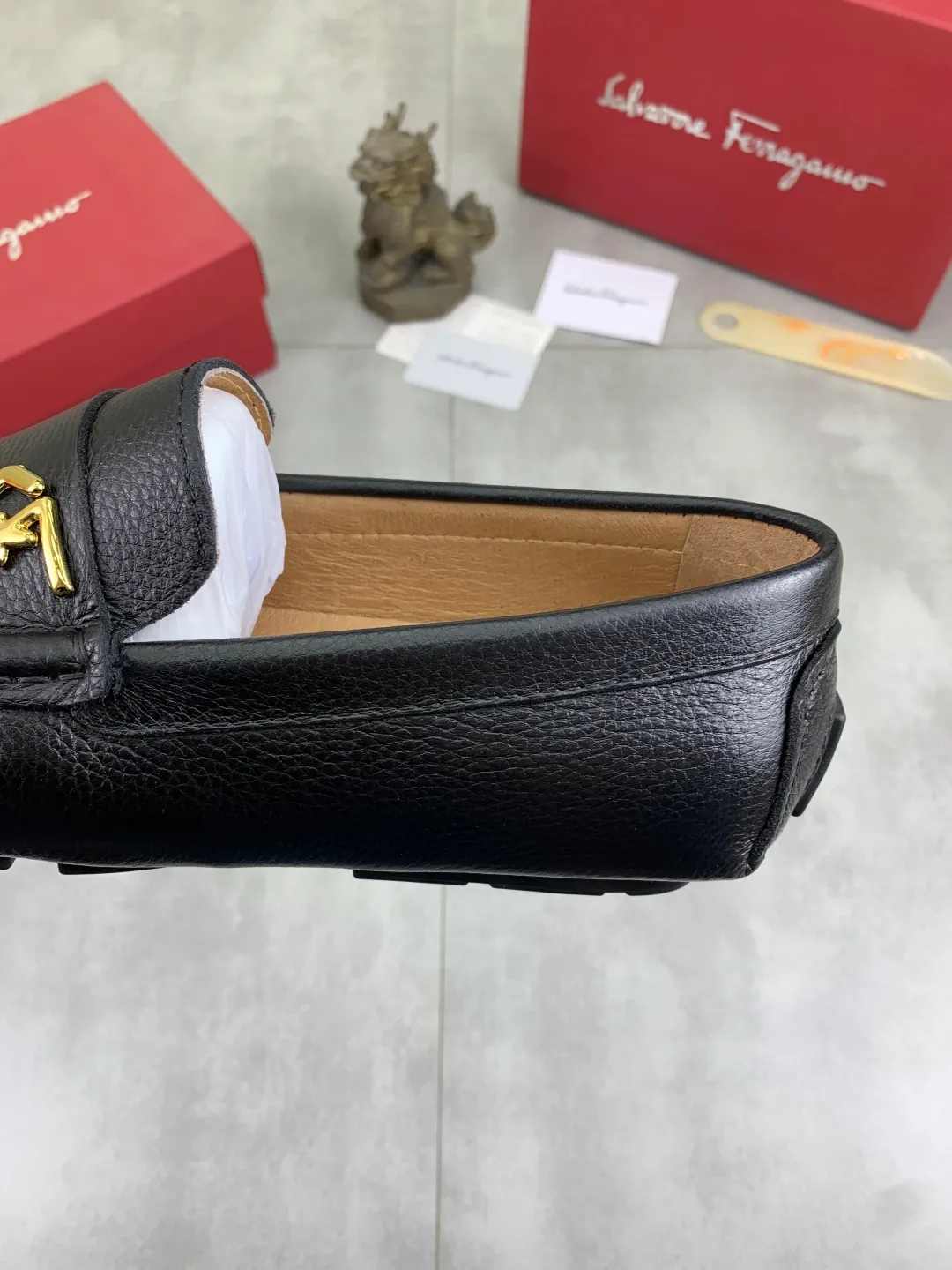 Men's Men's Shoes 💰P380💰【New Style】Water-dyed Pigli 🆘【Salvatore Ferragamo】Men's latest casual beanie shoes! Available at counters simultaneously! The fabric is made of specially imported original calfskin, and the interior is made of imported water-dyed pigskin. It is absolutely luxurious and leads the fashion trend. Matching code: 38-45 3️⃣colors available